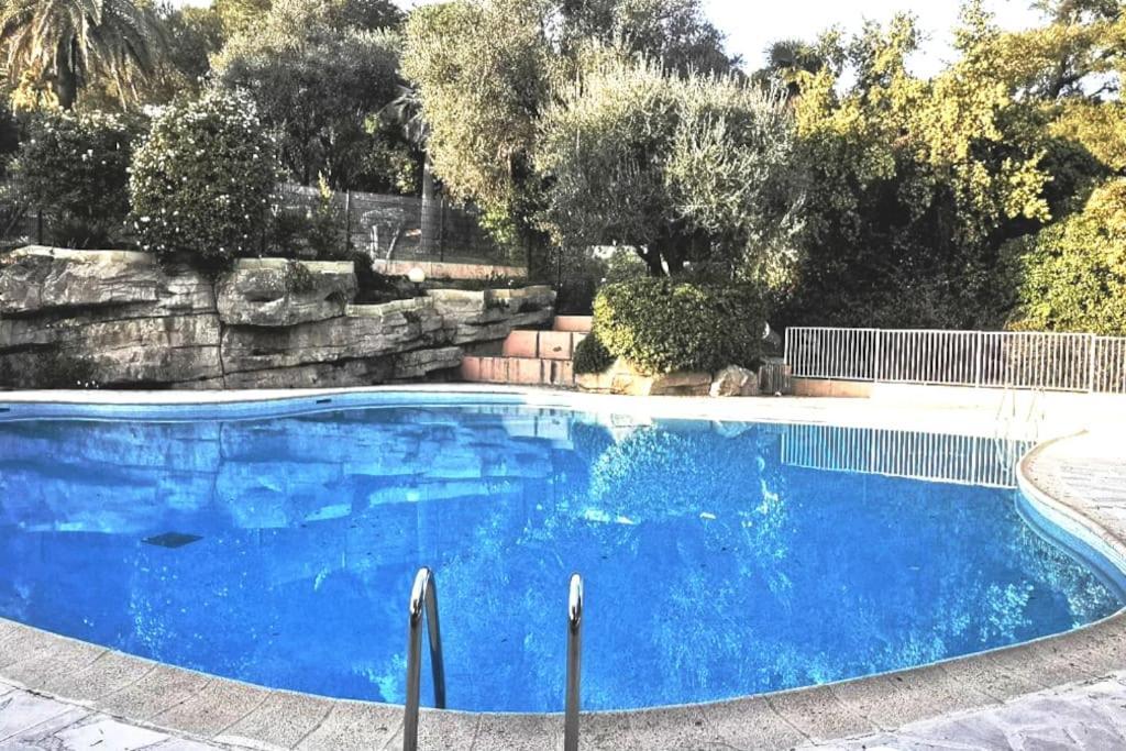 Appartement Nice Centre Vue Mer Avec Piscine Pour Famille, Couple D'Amis Pas De Groupes De Jeunes Autorises Buitenkant foto